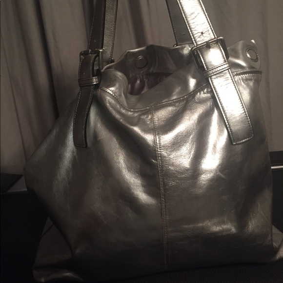 Overisized Kenneth Cole Silver Metallic Tote - Picture 3 of 8